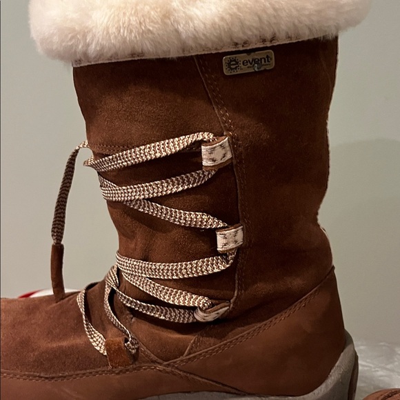 Ulu boots - Picture 7 of 7